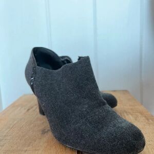 Liz Claiborne Dark Gray Ankle Booties